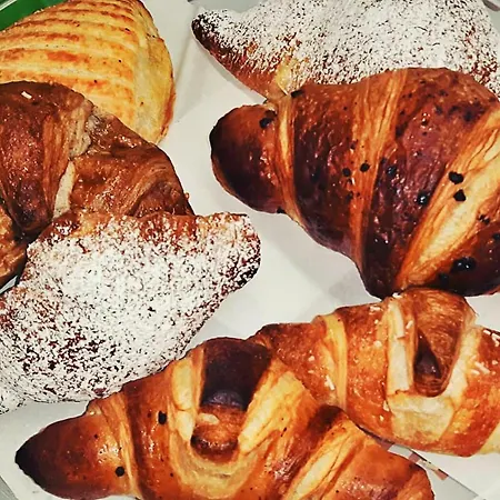 Viola Bed & Breakfast